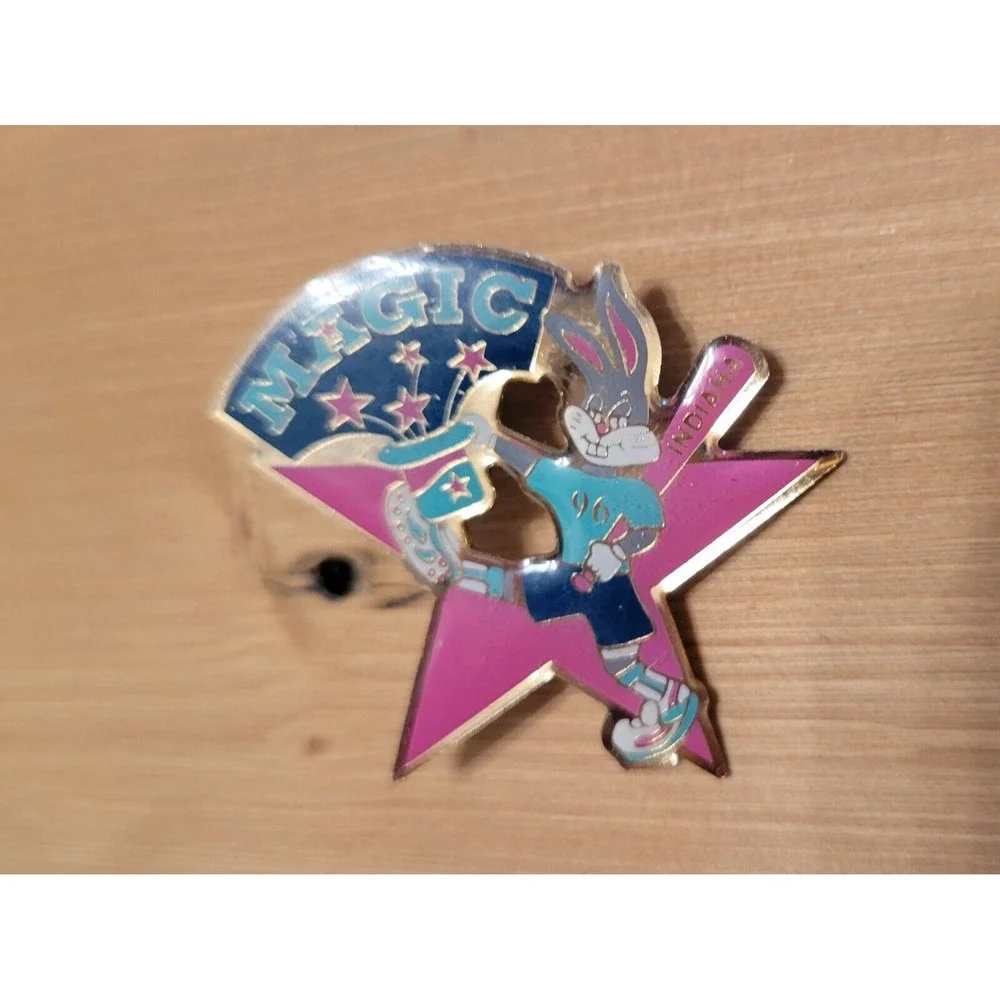 VINTAGE Magic Indiana‎ Bugs Bunny 96 Olympics Pin Collectible Lapel Brooch